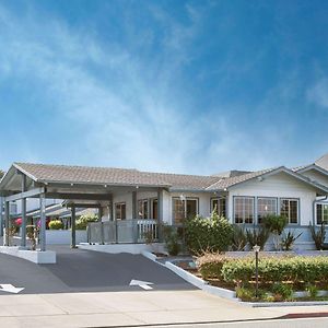 Ramada By Wyndham Monterey